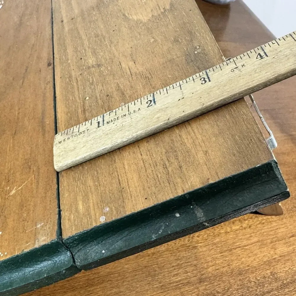 Wooden vintage wall